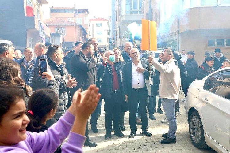 Başkan Akgün: “Her zaman Roman vatandaşlarımızın yanındayız”