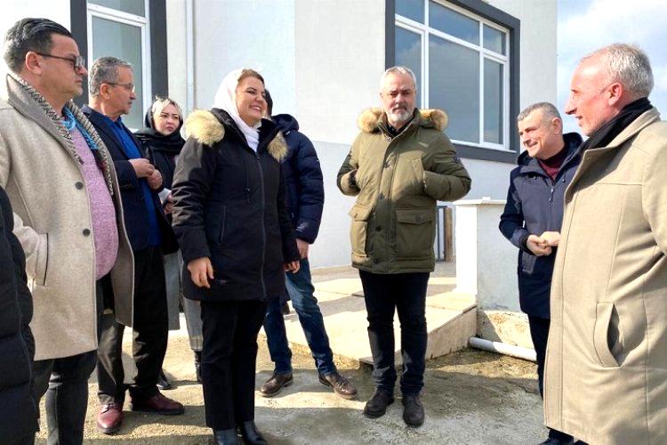 Başkan Hürriyet, Cuma Namazı sonrası cami cemaatiyle buluştu