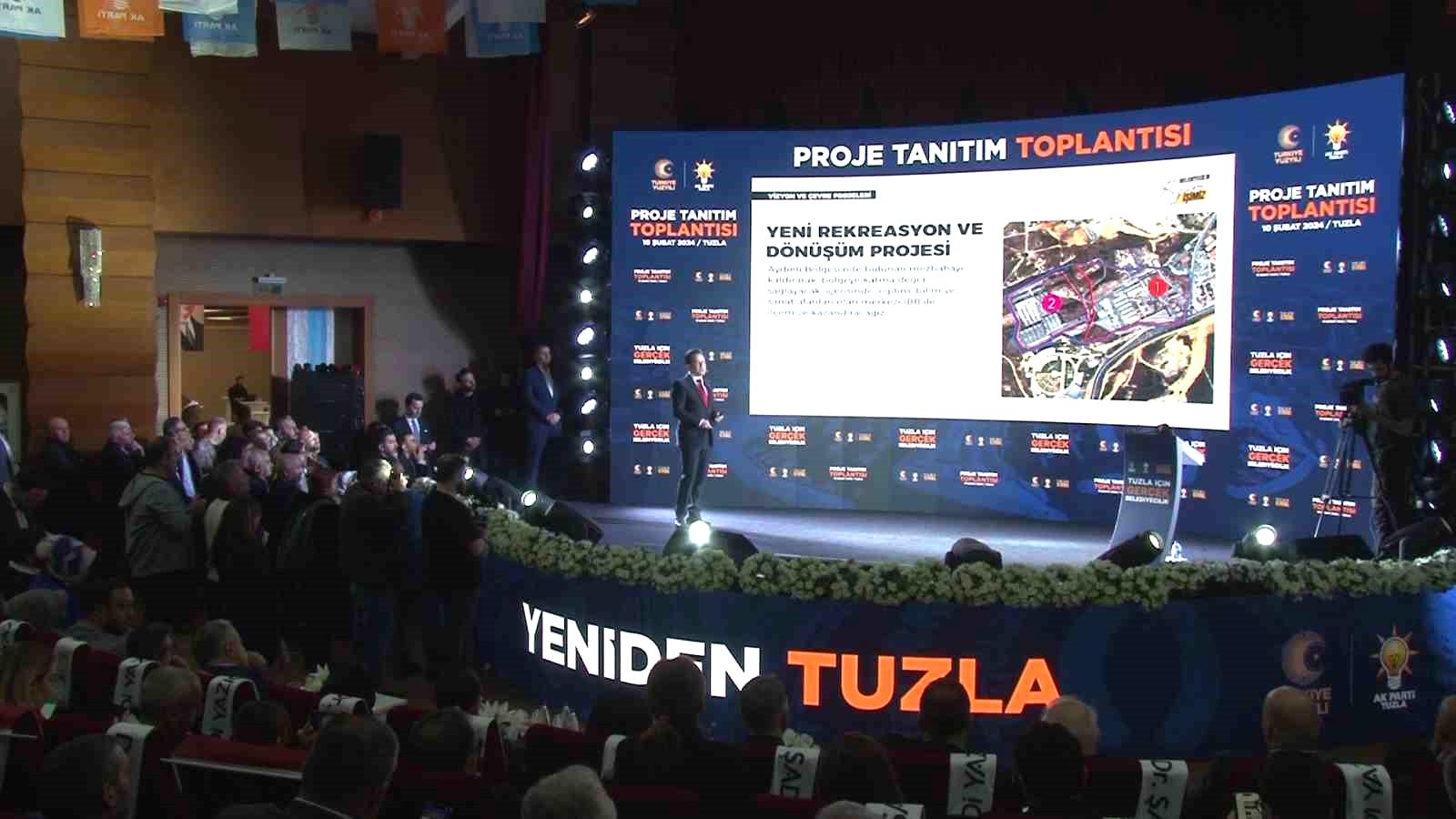 Başkan Şadi Yazıcı, Tuzla’ya 5 yıllık projelerini tanıttı
