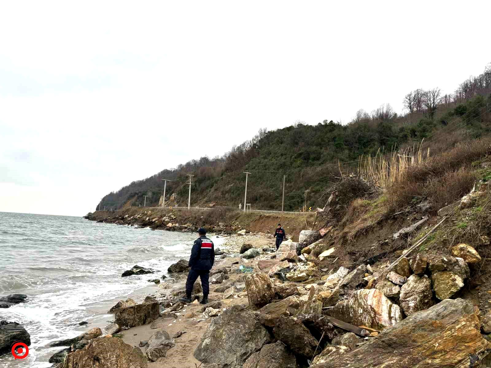 Batan geminin 5. gününde havadan karadan ve denizden aramalar devam ediyor