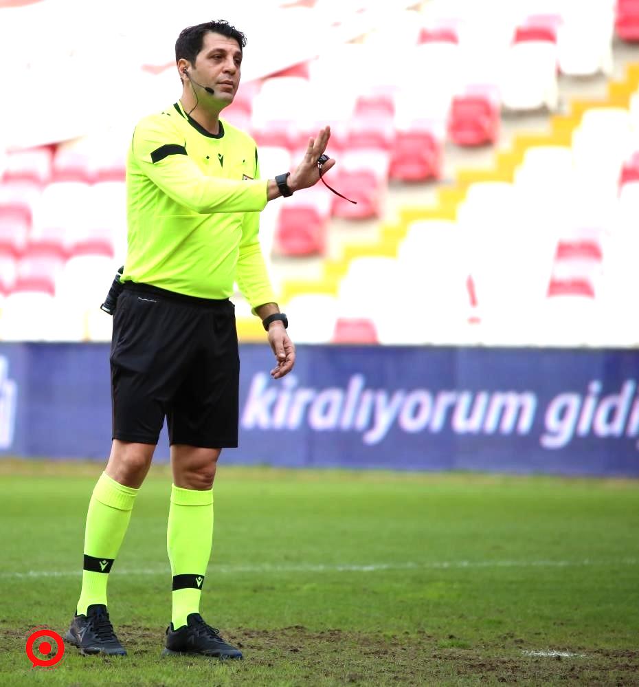 Beşiktaş - Konyaspor maçının VAR’ı Mustafa Öğretmenoğlu