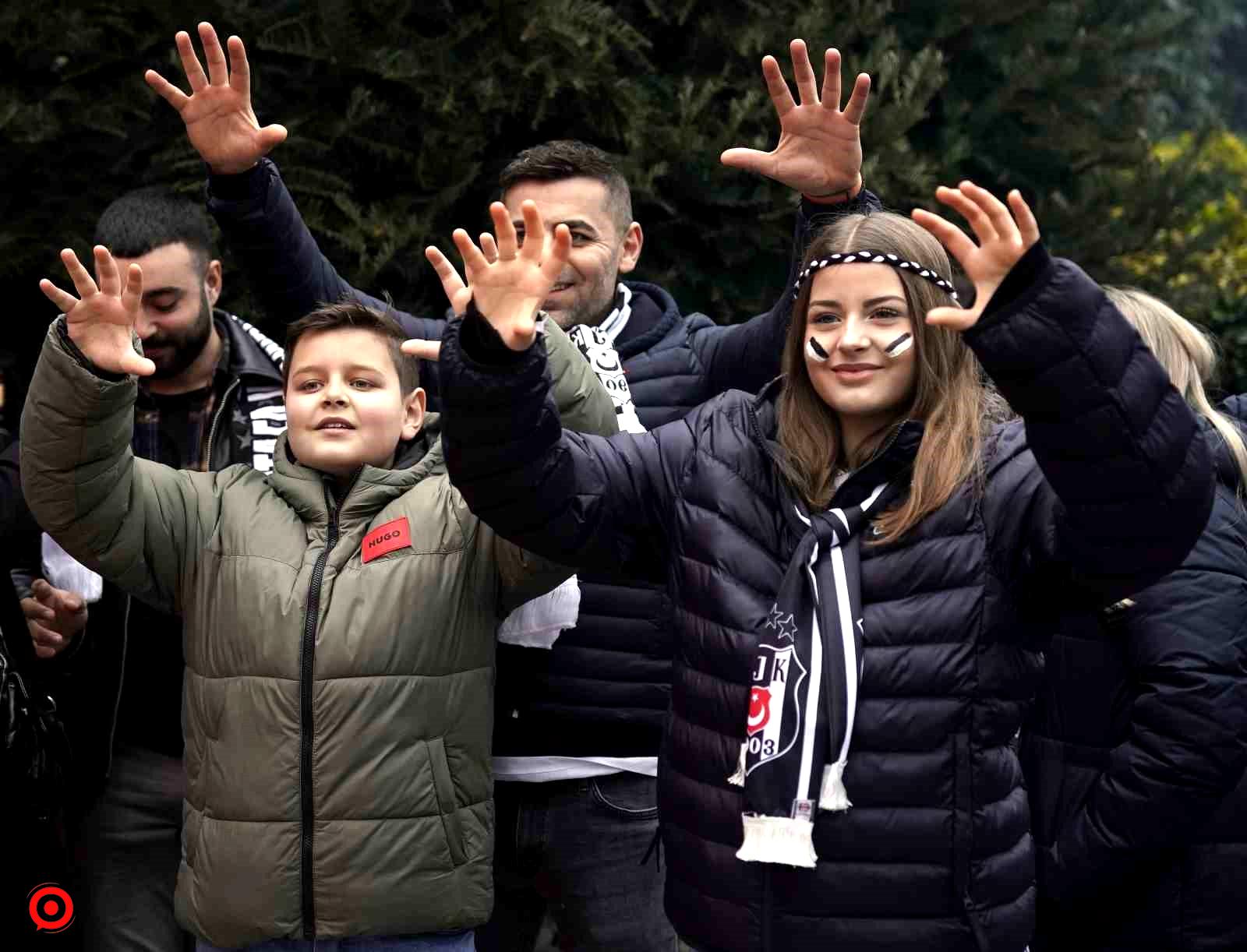 Beşiktaş taraftarı, Trabzonspor maçına yoğun ilgi gösterdi