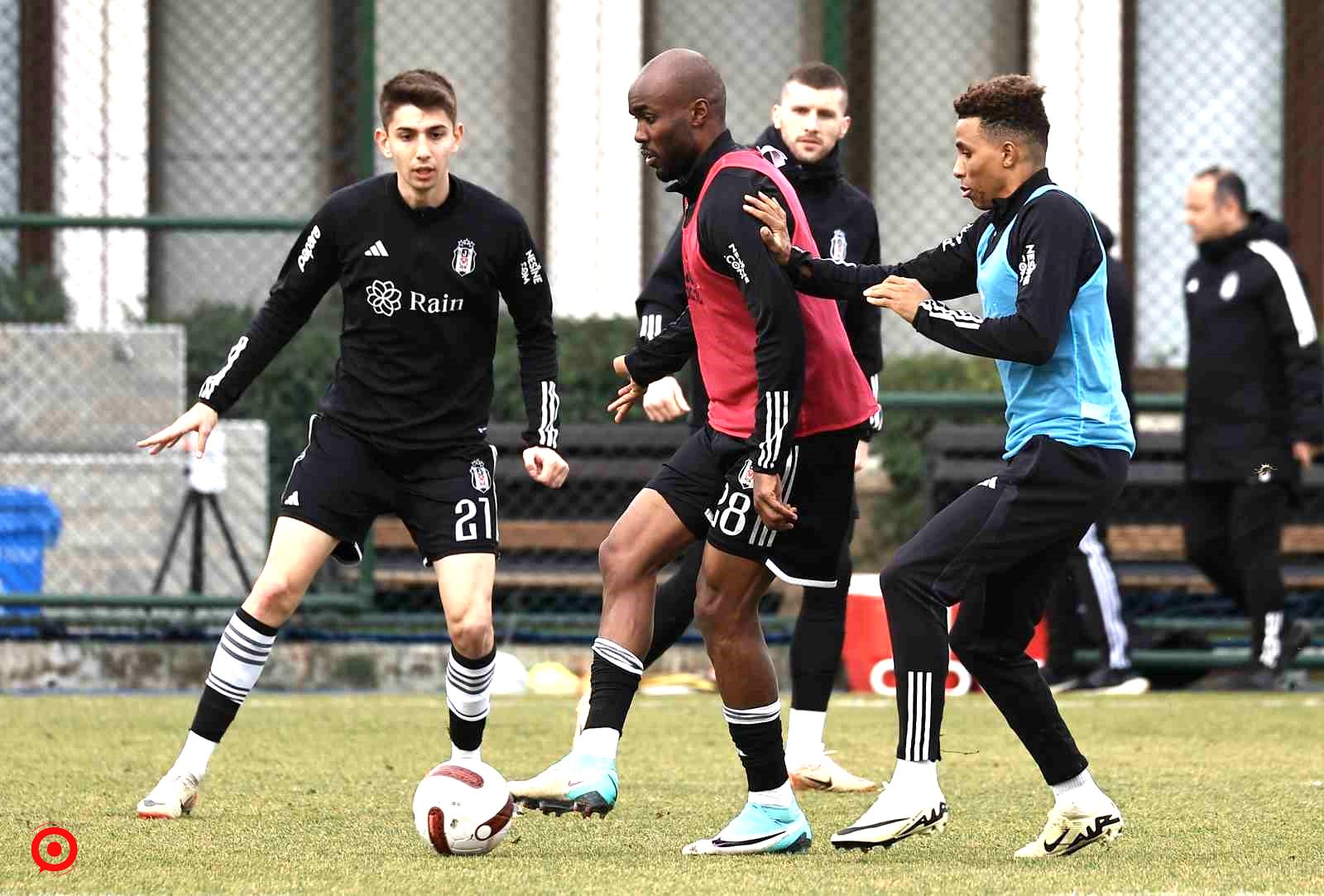 Beşiktaş’ta, Ernest Muçi ve Al-Musrati ilk antrenmanına çıktı