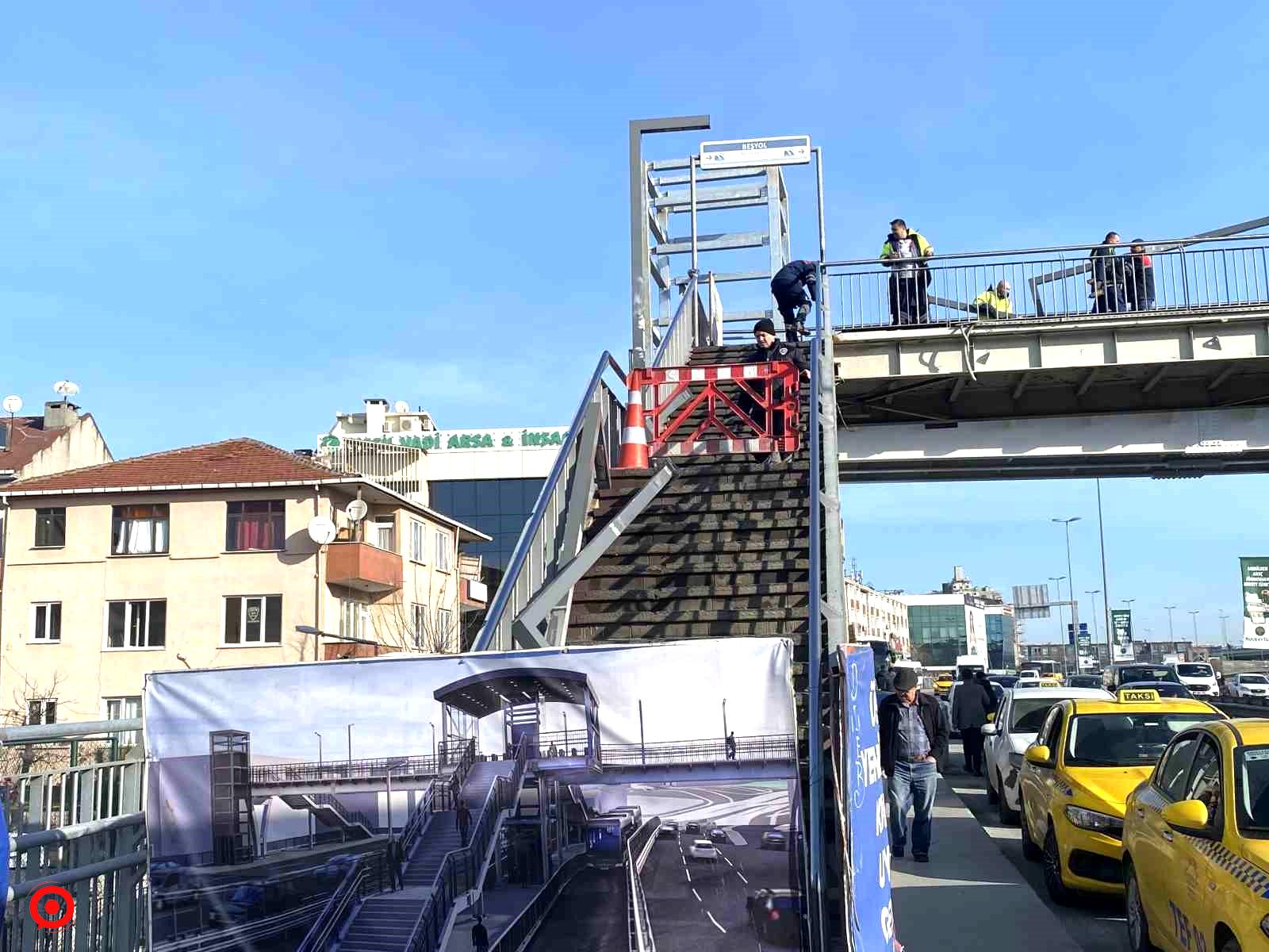 Beşyol metrobüs durağı üst geçit çalışmaları nedeniyle 45 gün hizmet veremeyecek