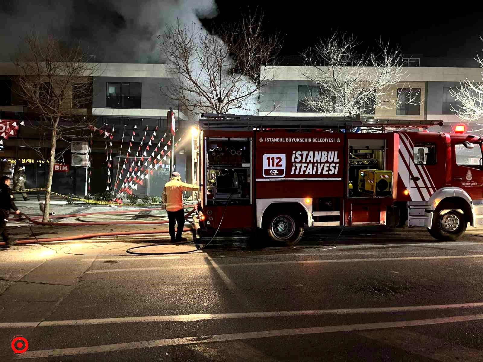 Beylikdüzü’nde market deposunda yangın