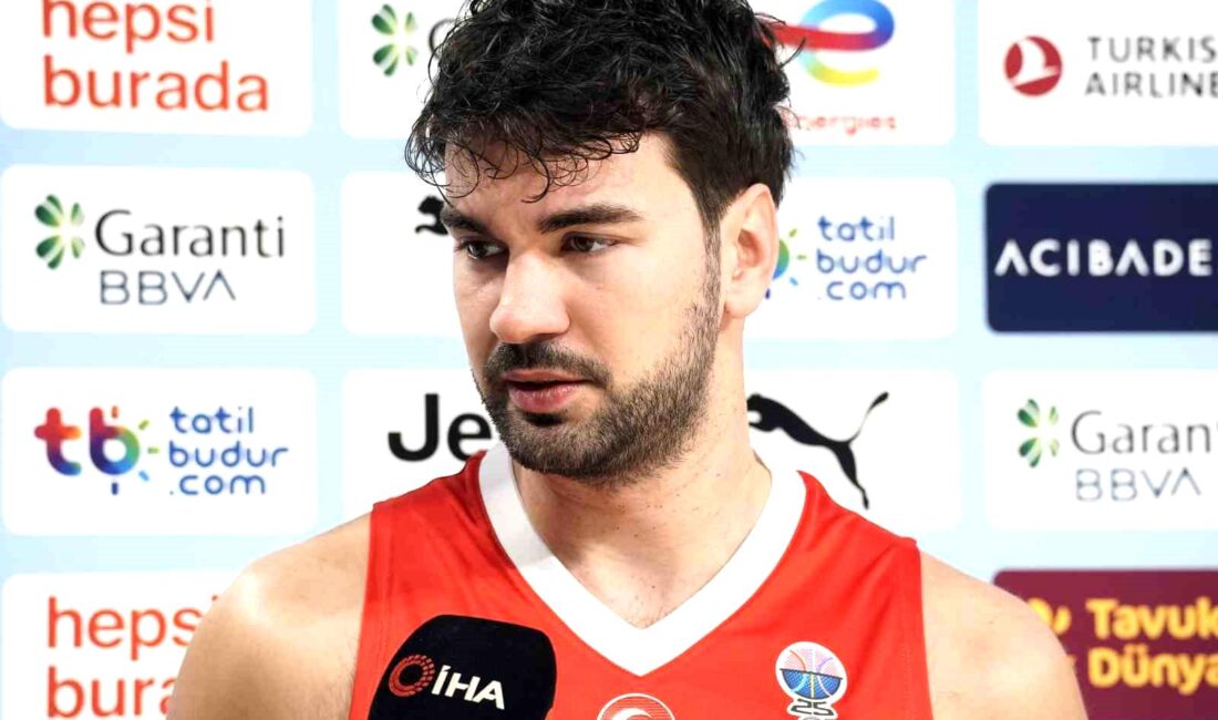 Milli basketbolcu Buğrahan Tuncer,