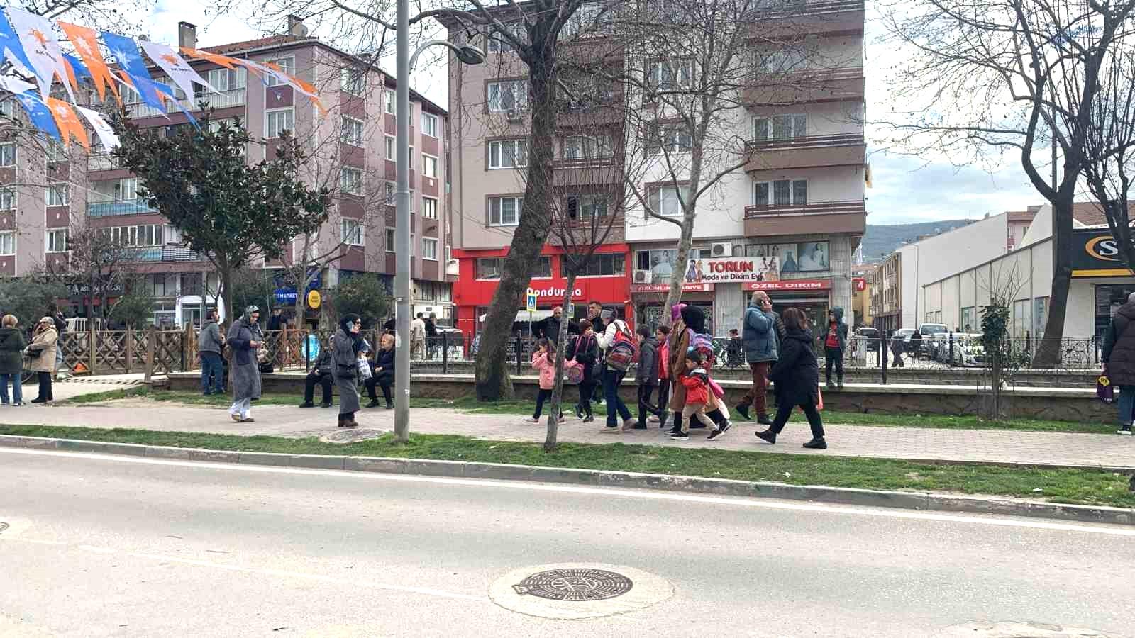 Bursa’da 4.1 büyüklüğündeki deprem korkuttu