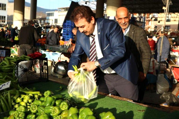 Bursa’da bağımsız belediye başkan adayı Şefikoğlu’na yoğun ilgi
