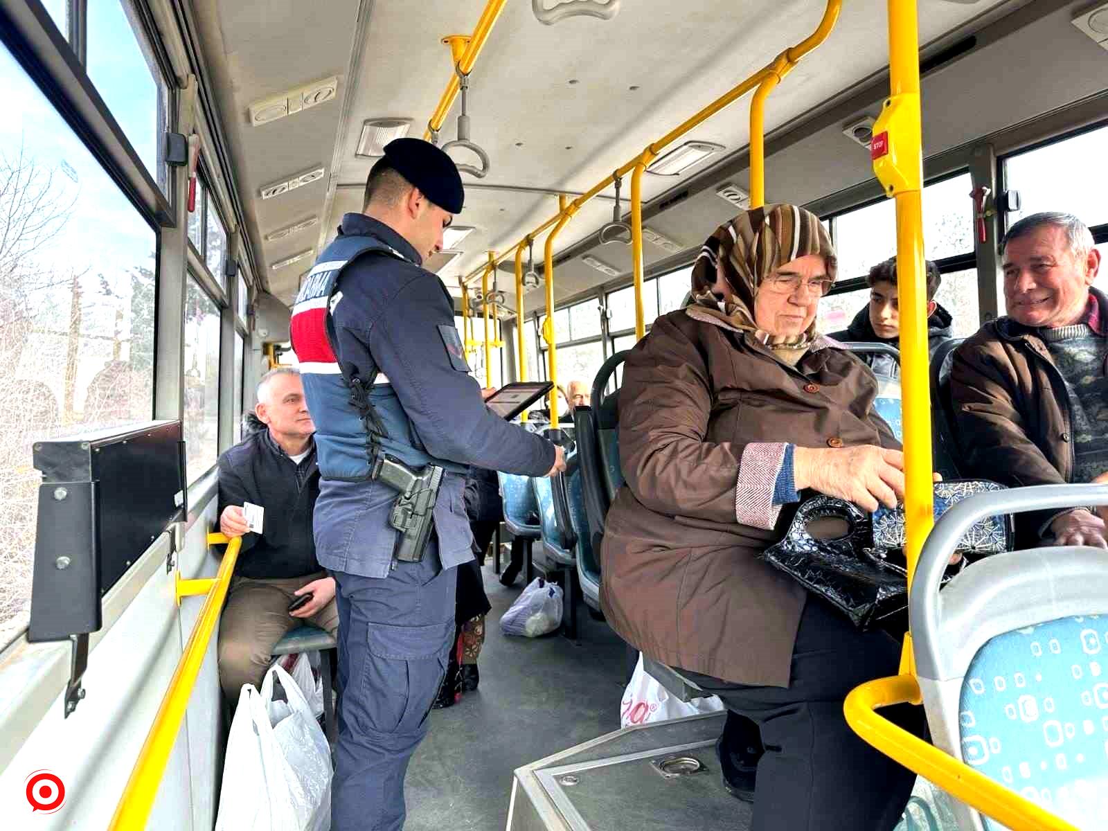 Bursa’da jandarmadan huzur operasyonu...75 gözaltı