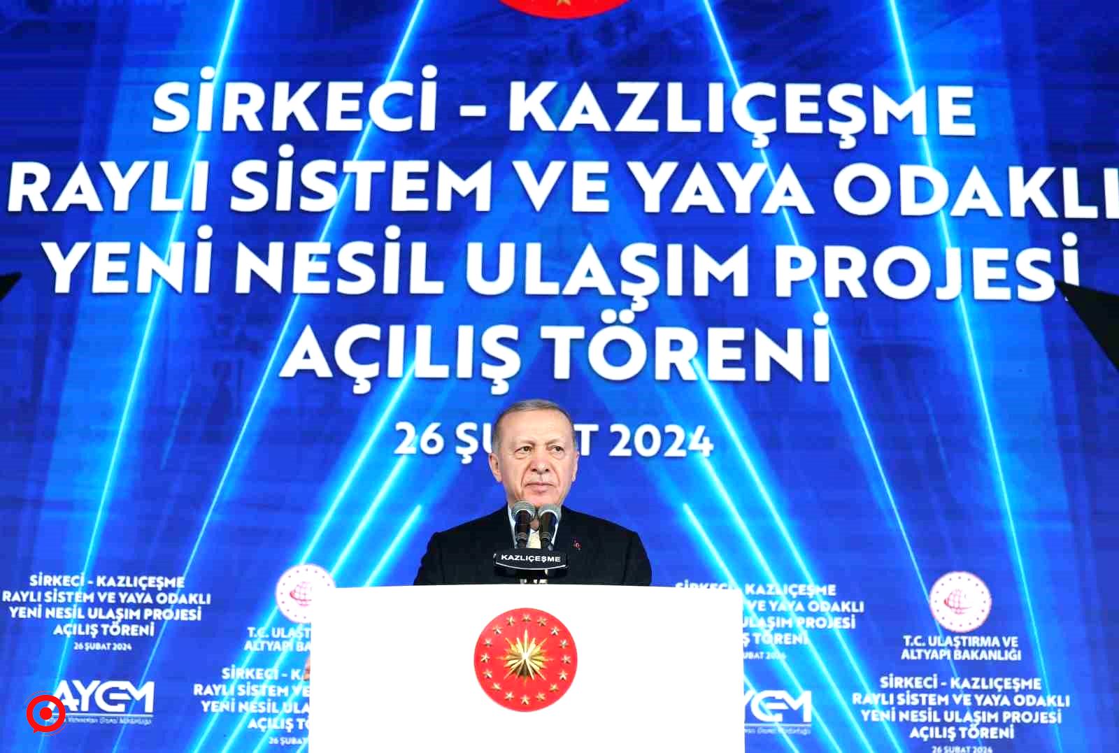 Cumhurbaşkanı Erdoğan, Sirkeci-Kazlıçeşme Hattı’nın açılışında yaptığı konuşmada, "Bu hatla şehrin ulaşımına nefes aldıracağız. Bütün binalar, surlar yıkık dökük; bunları biz yapacağız. Bu hattın hizmete alınmasıyla birlikte İstanbul’daki raylı sistem hattının toplam uzunluğu 340 kilometreye çıkmakt