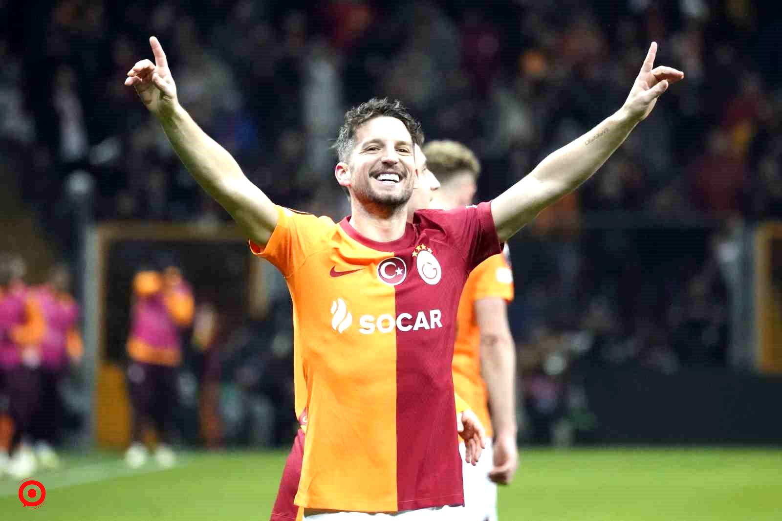 Dries Mertens 7. golünü kaydetti