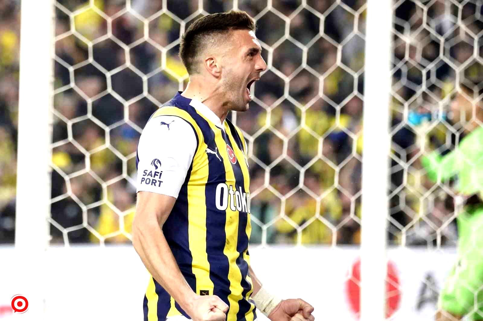 Dusan Tadic, 12. golüne ulaştı