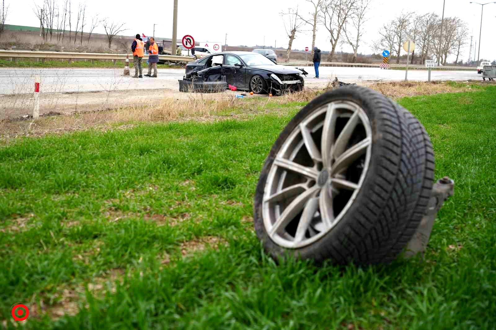 Edirne’de otomobil ile tır çarpıştı: 1 yaralı