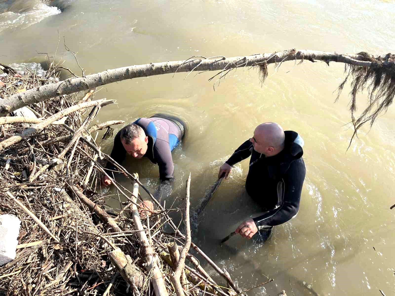 Eşinin kendisini öldüreceğini ihbar edip sırra kadem basan kadın 9 gündür aranıyor