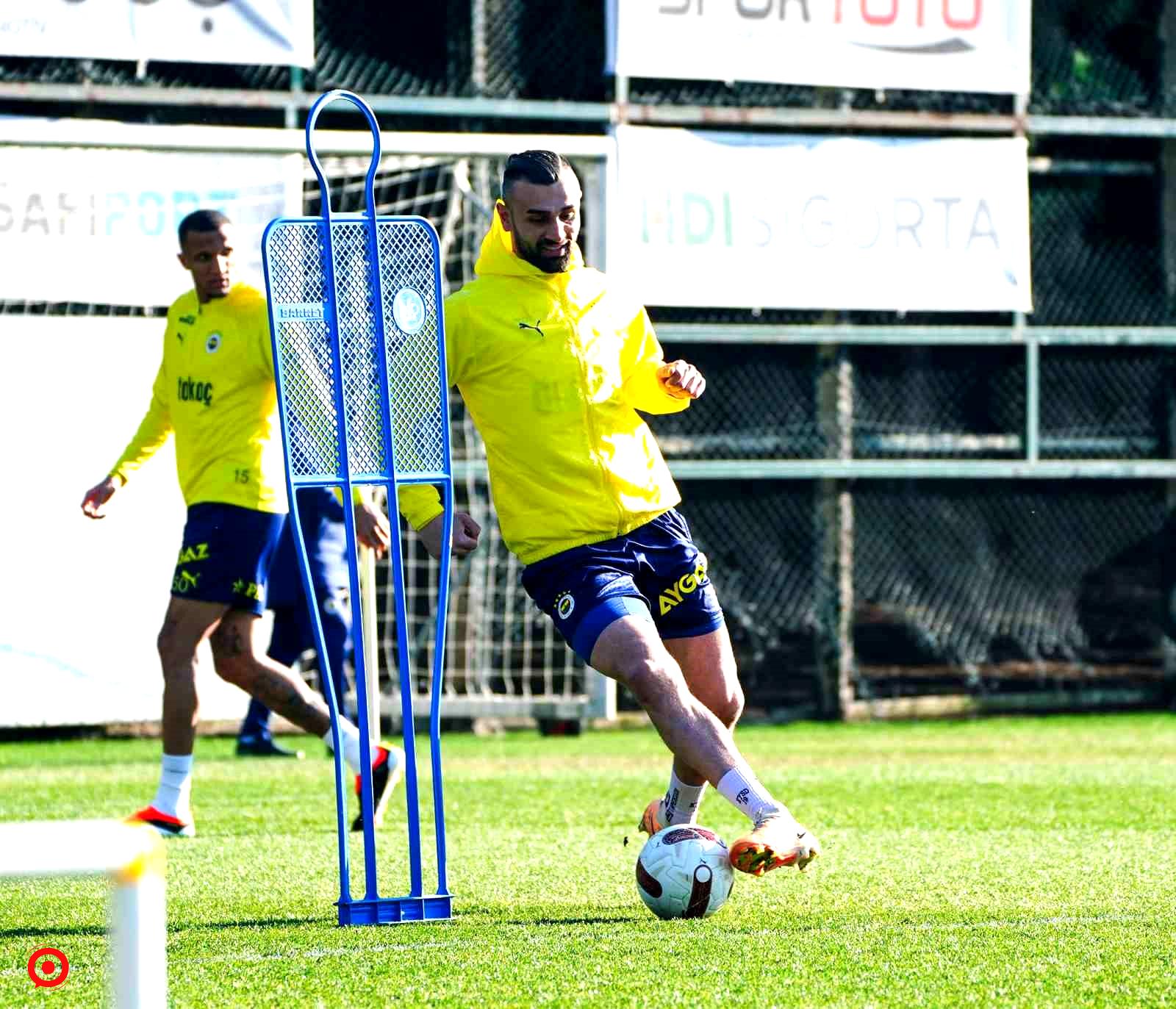 Fenerbahçe’de, Serdar Dursun ilk antrenmanına çıktı