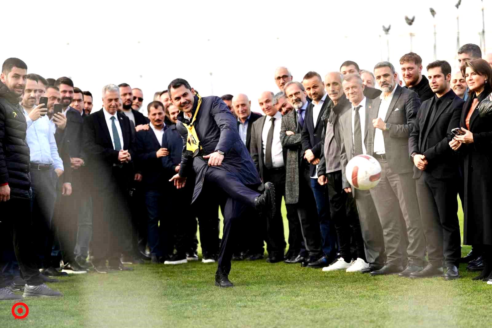 İstanbulspor Kulübü’nü ziyaret eden Murat Kurum: “İstanbul sporun baş şehri olacak”