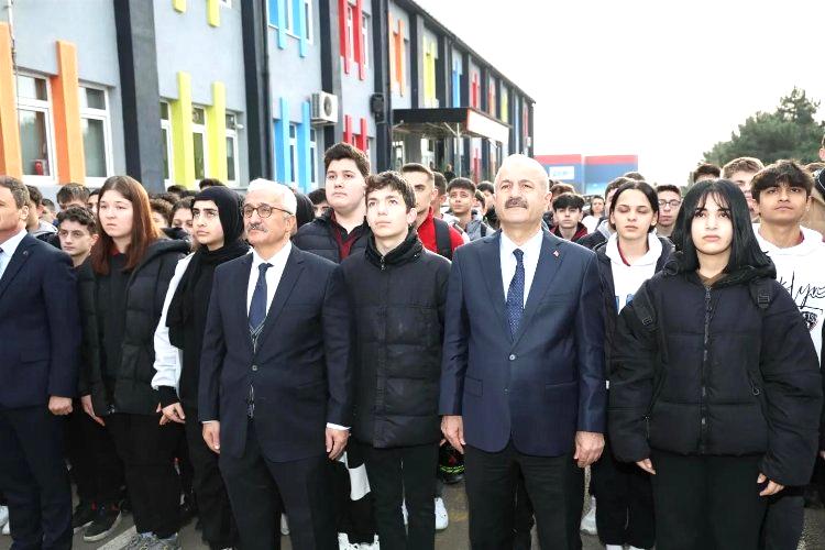 Kaymakam Özyiğit ve Başkan Büyükgöz, Pagev Meslek Lisesi’nde