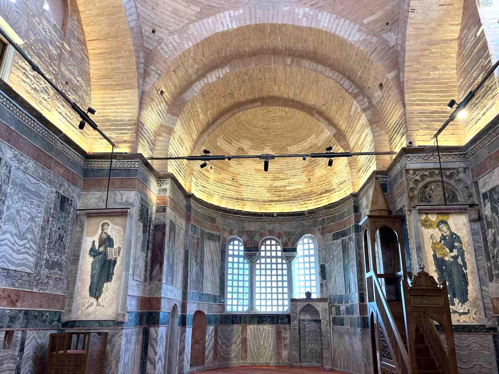 Kiliseden dönme Kariye Camii ibadete açılıyor