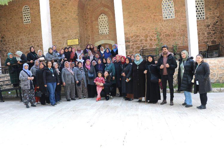 Kulalı kadınlar Manisa’da ağırlandı