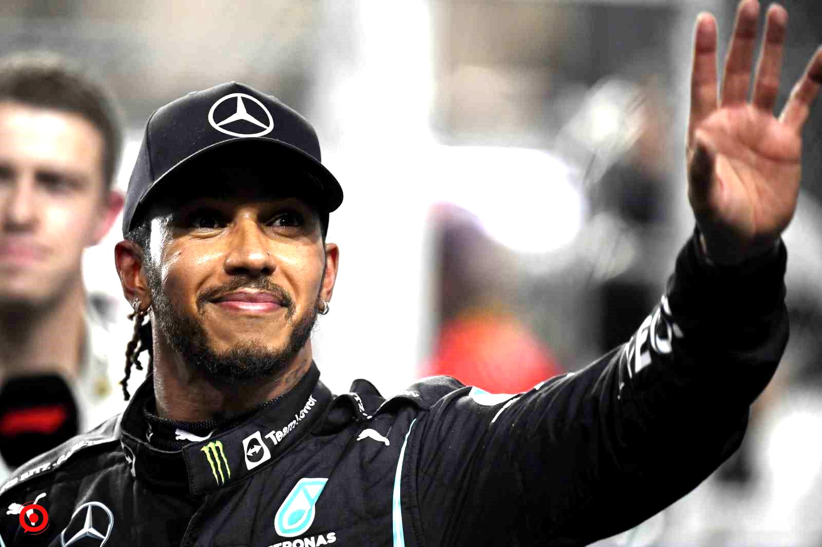 Lewis Hamilton, Ferrari ile anlaştı