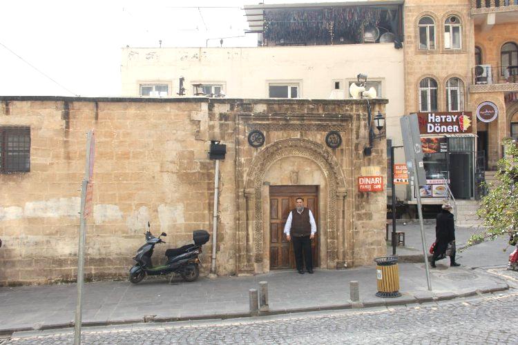 Mardinli esnaflar Pamuk Cami’sine minare talebinde bulundu