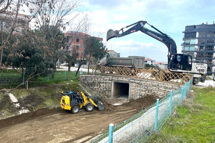 MASKİ’den Ergenekon Mahallesinde dere ve menfez temizliği