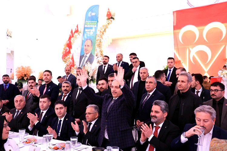 MHP’li Özdemir’den Kayseri Talas’a övgü