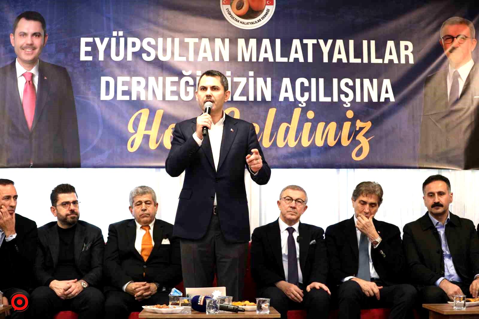 Murat Kurum, Eyüpsultan Malatyalılar Derneğinin açılışına katıldı: "Devletimizle milletimiz için 3 ayda 180 bin konutun inşasını başlattık”