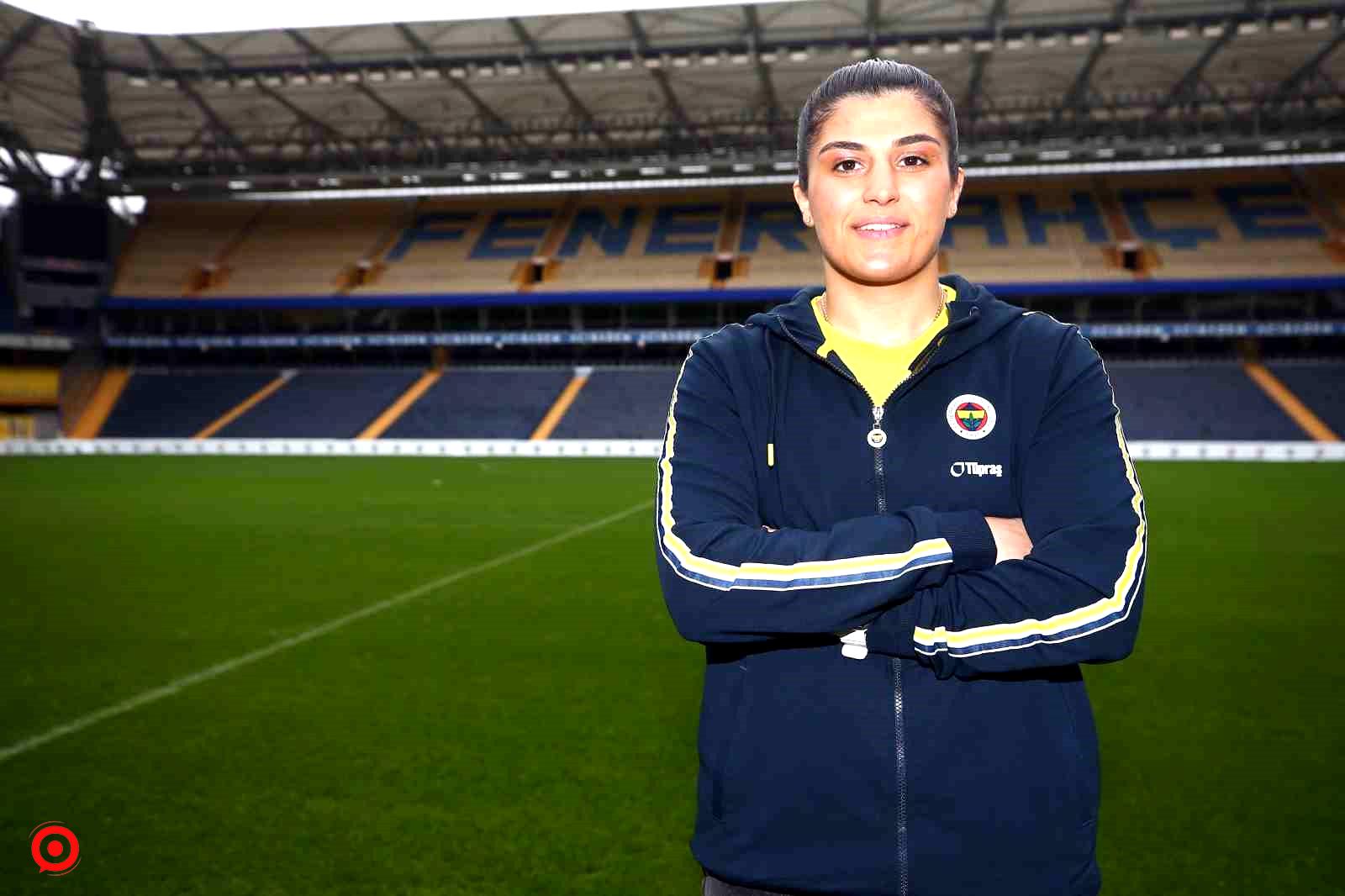 Olimpiyat şampiyonu Busenaz Sürmeneli, Fenerbahçe’de