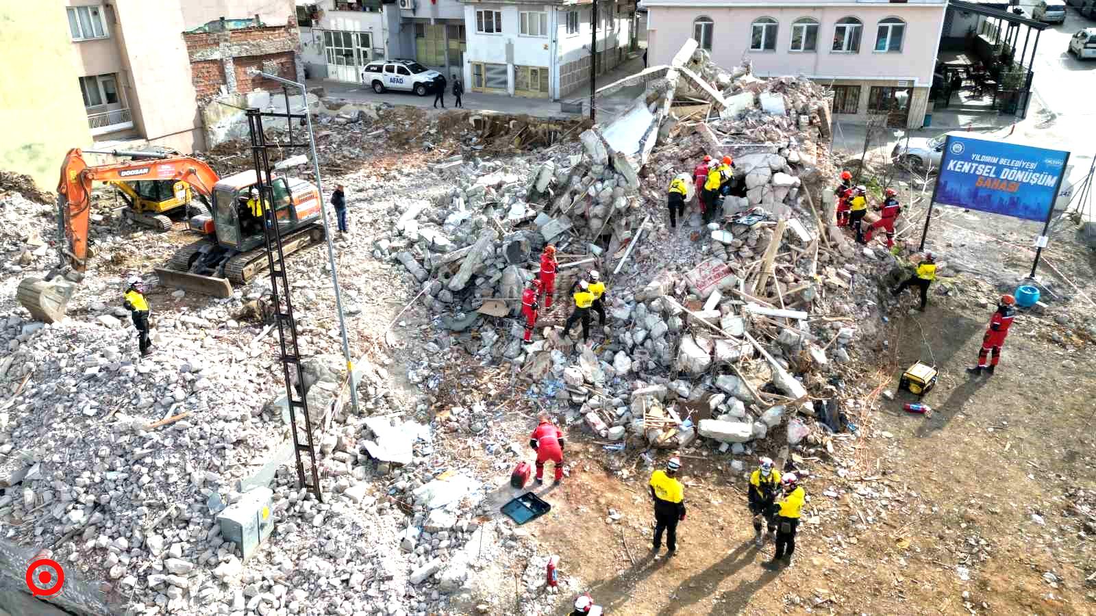 (Özel) Bursa’da nefes kesen deprem tatbikatı...