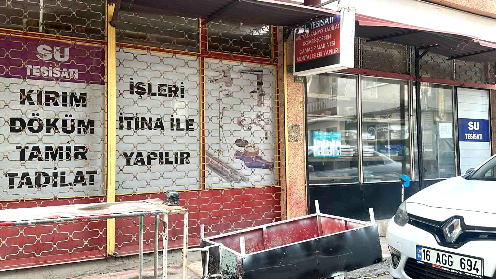 (Özel) Patlak hortum yüzünden müşterisini bıçakladı, işyeri sahibi tutuklandı