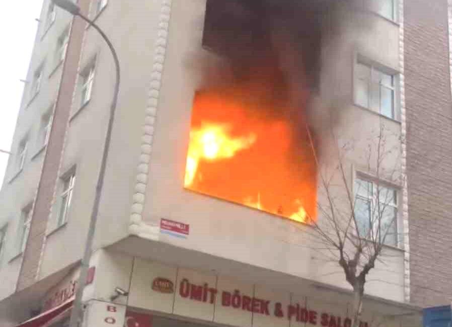 Pendik’te 5 katlı apartmanın