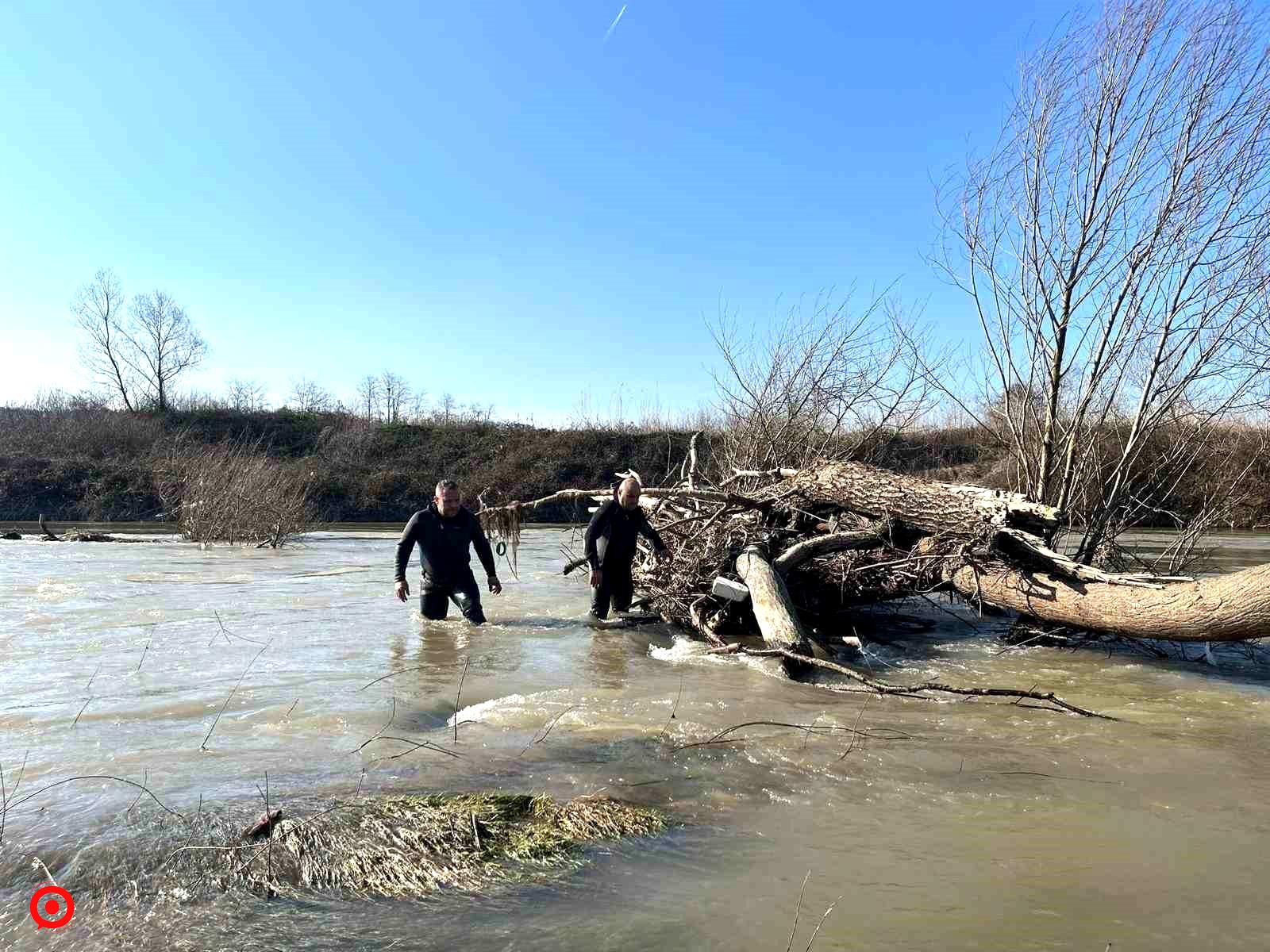 Sakarya Nehri’nde cesedi bulunmuştu: Eşi ve oğlu gözaltına alındı