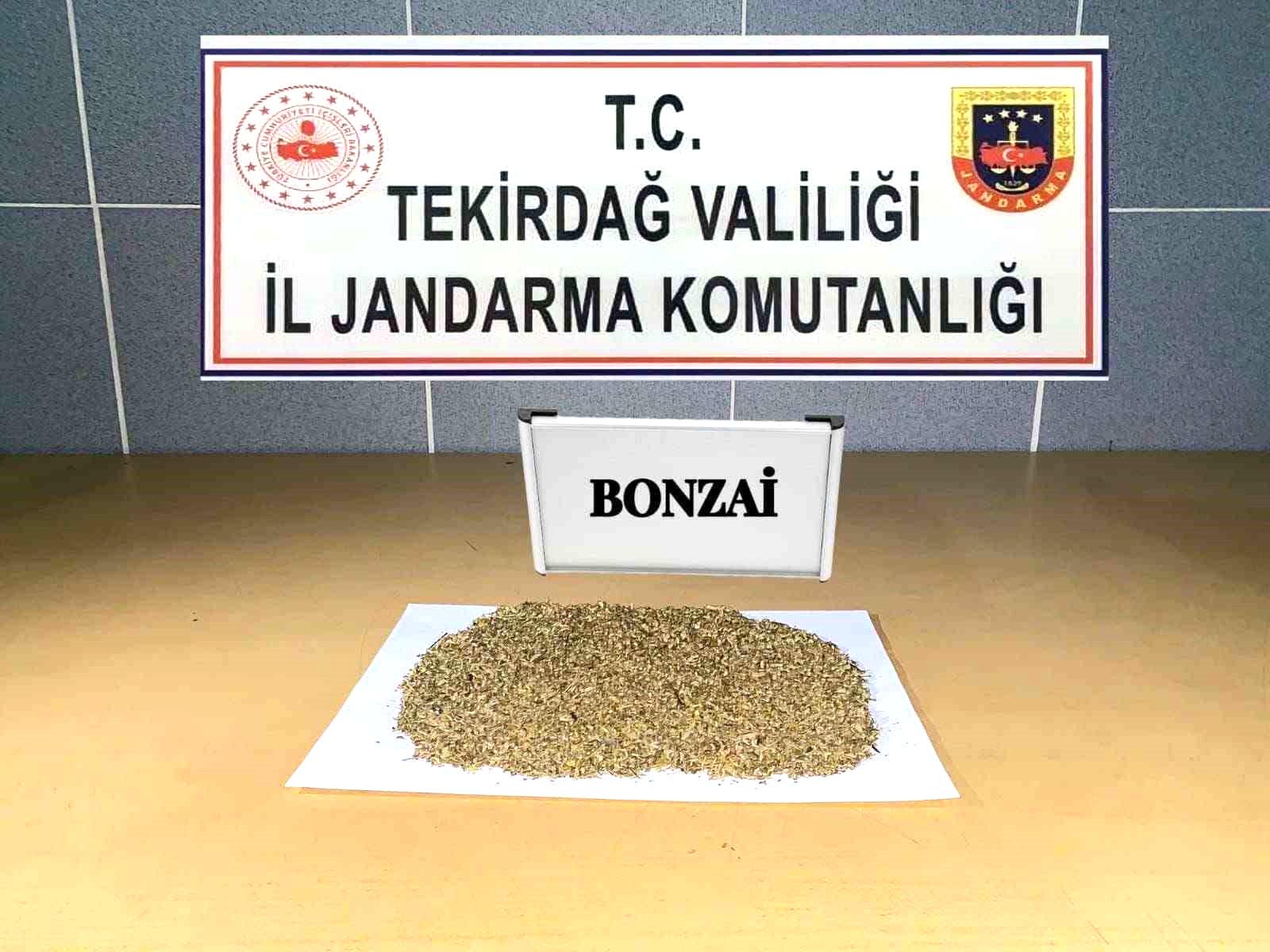 Tekirdağ’da 4 kişi uyuşturucudan yakalandı