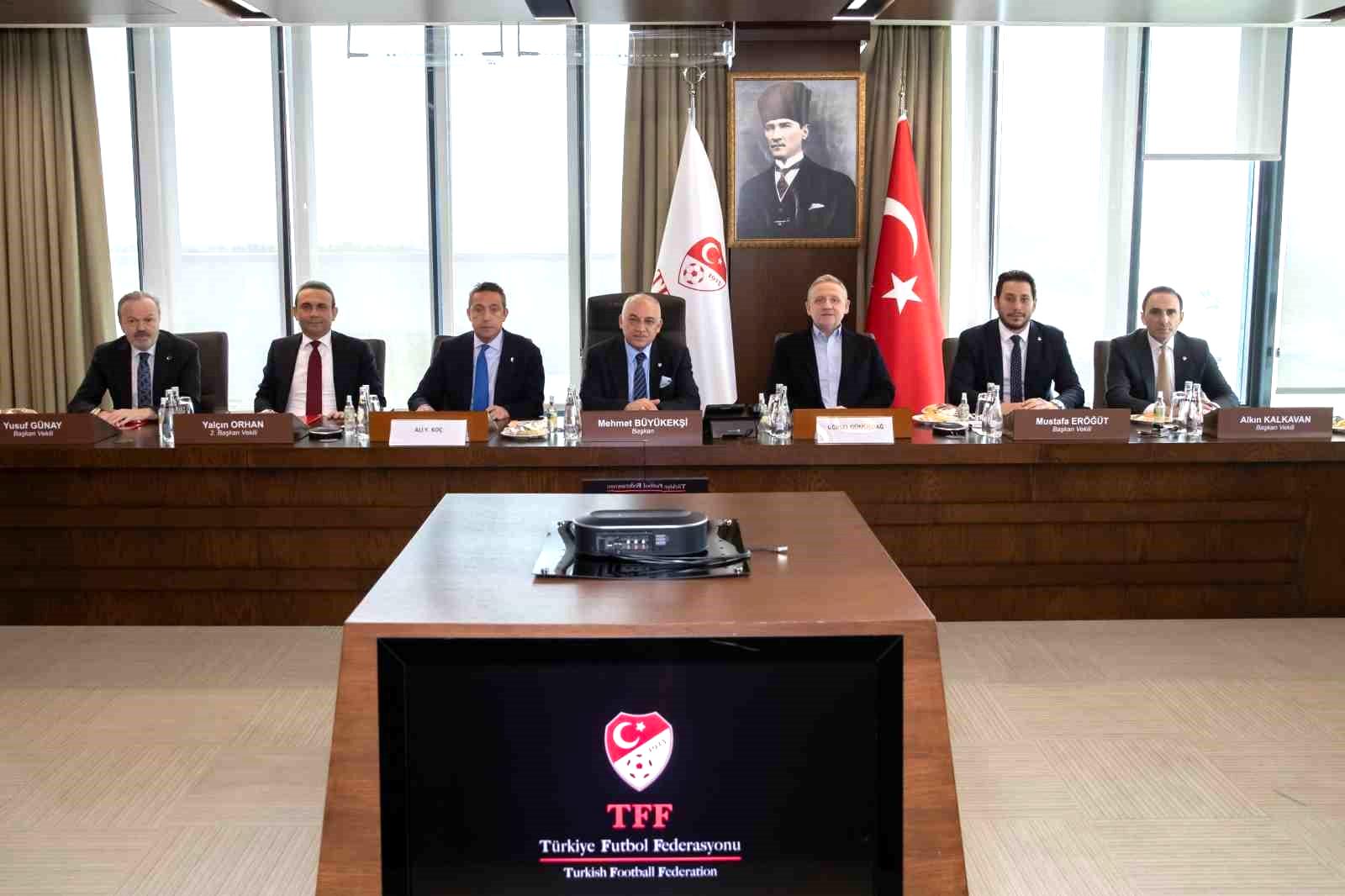 TFF, Süper Lig ve 1. Lig yayın ihalesinin iptal edildiğini açıkladı