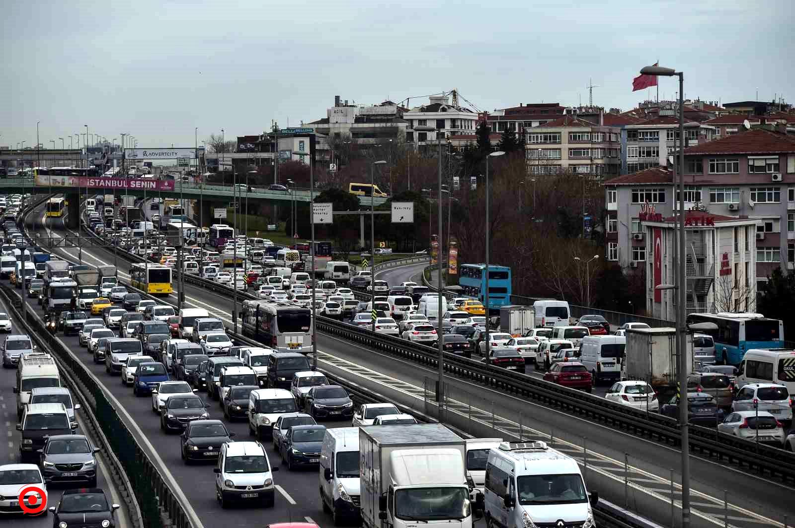 Trafiğe kayıtlı toplam taşıt sayısı 29 milyon sınırında