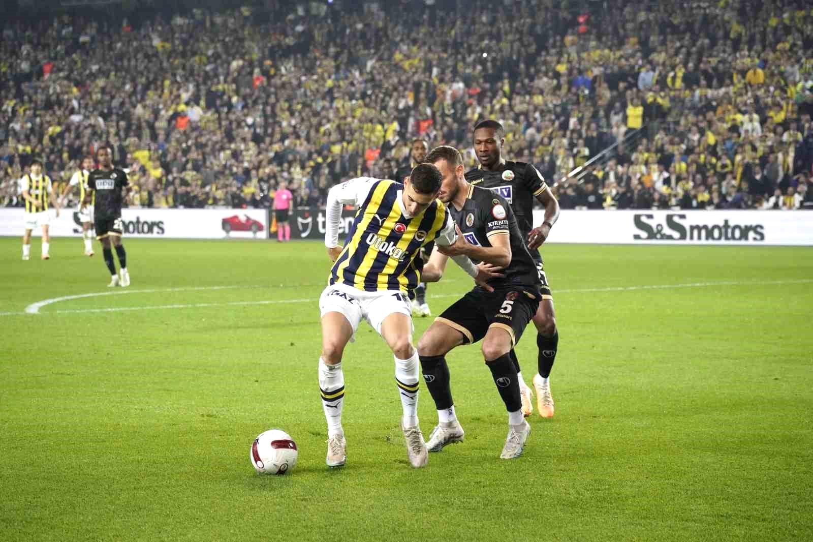 Trendyol Süper Lig: Fenerbahçe: 2 – Alanyaspor: 2 (Maç sonucu)