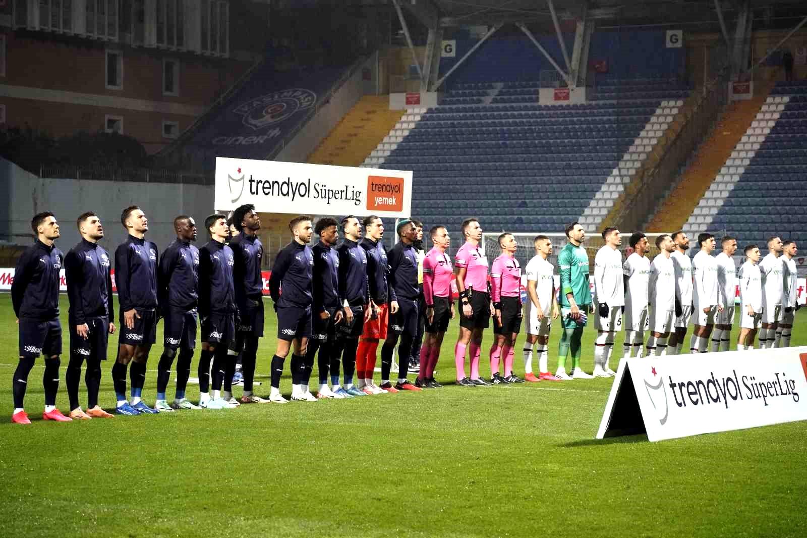 Trendyol Süper Lig: Kasımpaşa: 1 – Fatih Karagümrük: 0 (Maç devam ediyor)