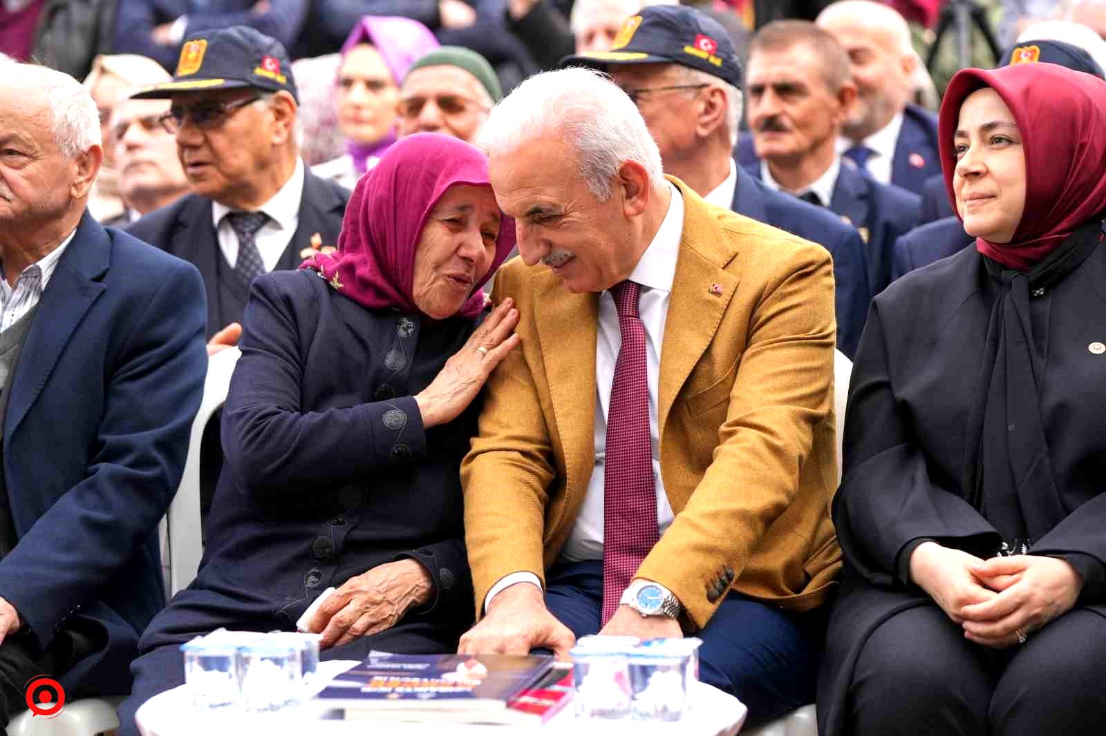 Ümraniye’de İkinci Bahar Kıraathanesi Başkan Yıldırım’ın katılımıyla açıldı