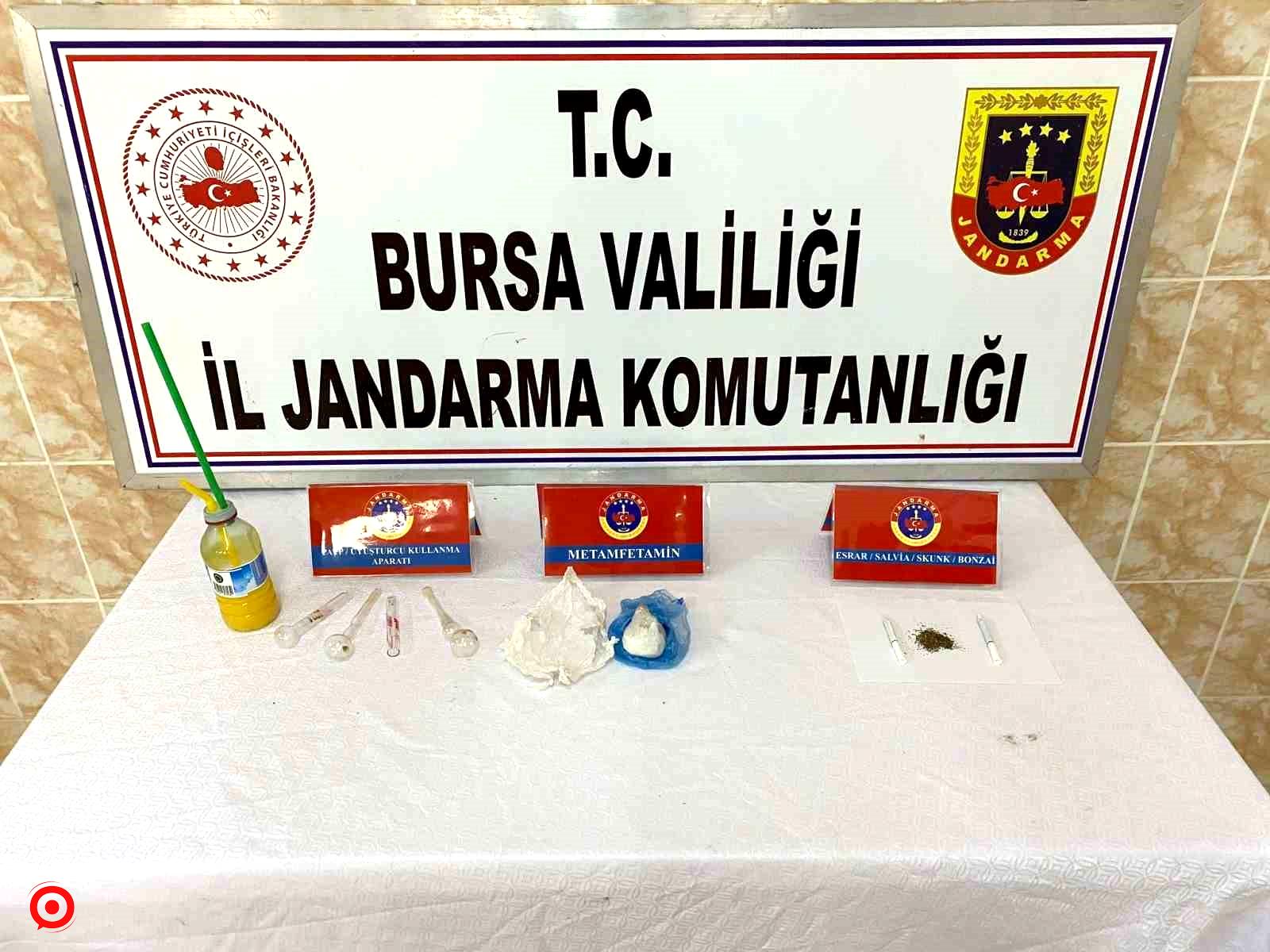 Yaşından çok suç kaydı vardı, jandarmadan kaçamadı