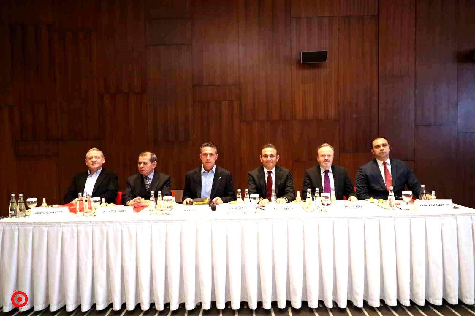 Yayın İhale Komisyonu, teklifleri değerlendirmek üzere Riva’da toplandı