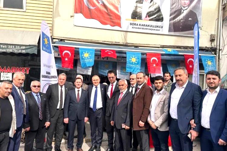 İYİ Parti Koyulhisar’da seçim bürosu açılışı sonrası esnaf ziyaretleri gerçekleştirdi