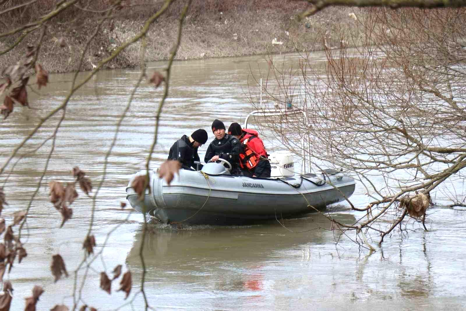 Nehirde cesedi bulunan kadın, kocasını ihbar etmişti oğlu tutuklandı