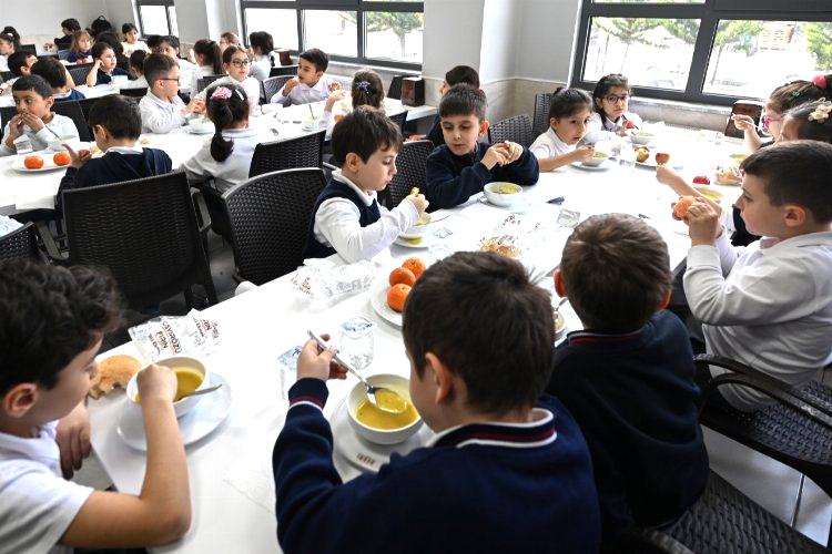 Okul kantinlerinde ‘çorba ve meyve günü’