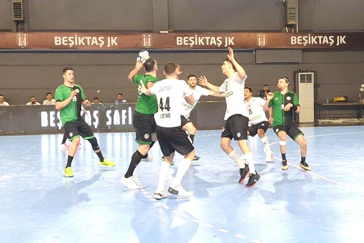 Sakarya hentbol liderliğini Beşiktaş’tan aldı