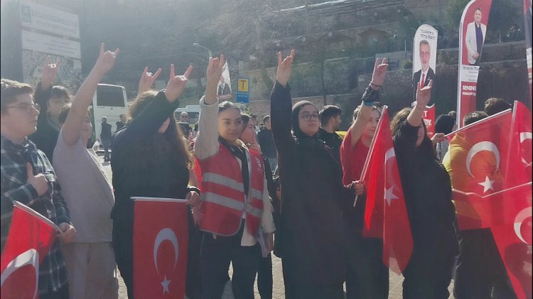 Ümit Özdağ Bursa'dan sığınmacı sorununa dikkati çekti