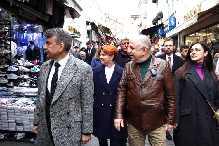 Ümit Özdağ, İstanbul adaylarıyla çarşı ziyaretinde