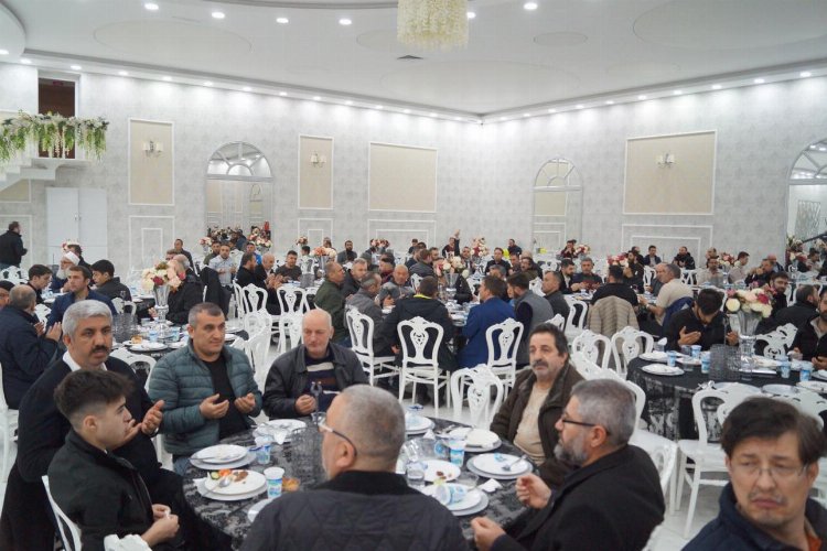 Yeniden Refah Gebze iftarda buluştu