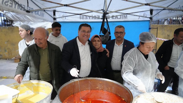 Başkan Tokat, iftar sofrasında vatandaşla buluştu