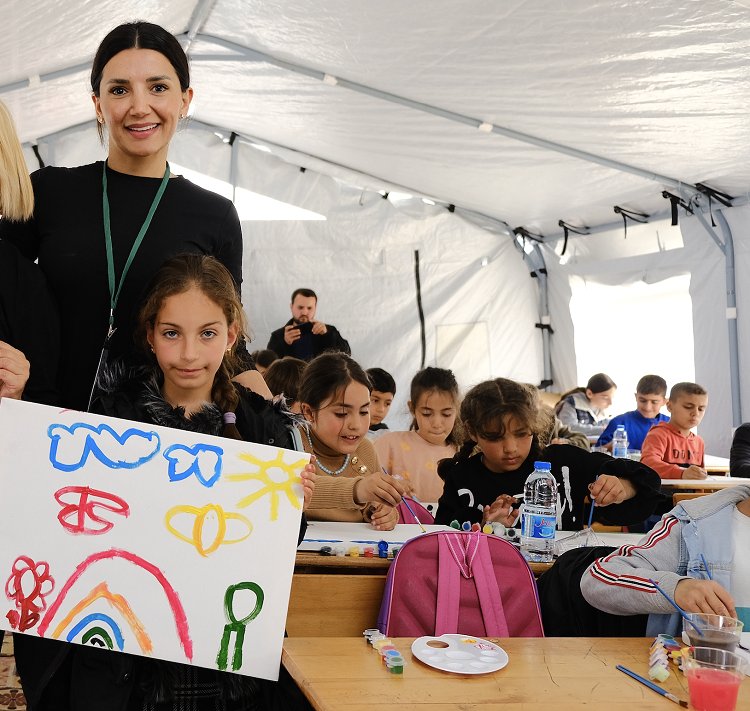 Bu sergide tablo fiyatlarını vicdanlar belirliyor